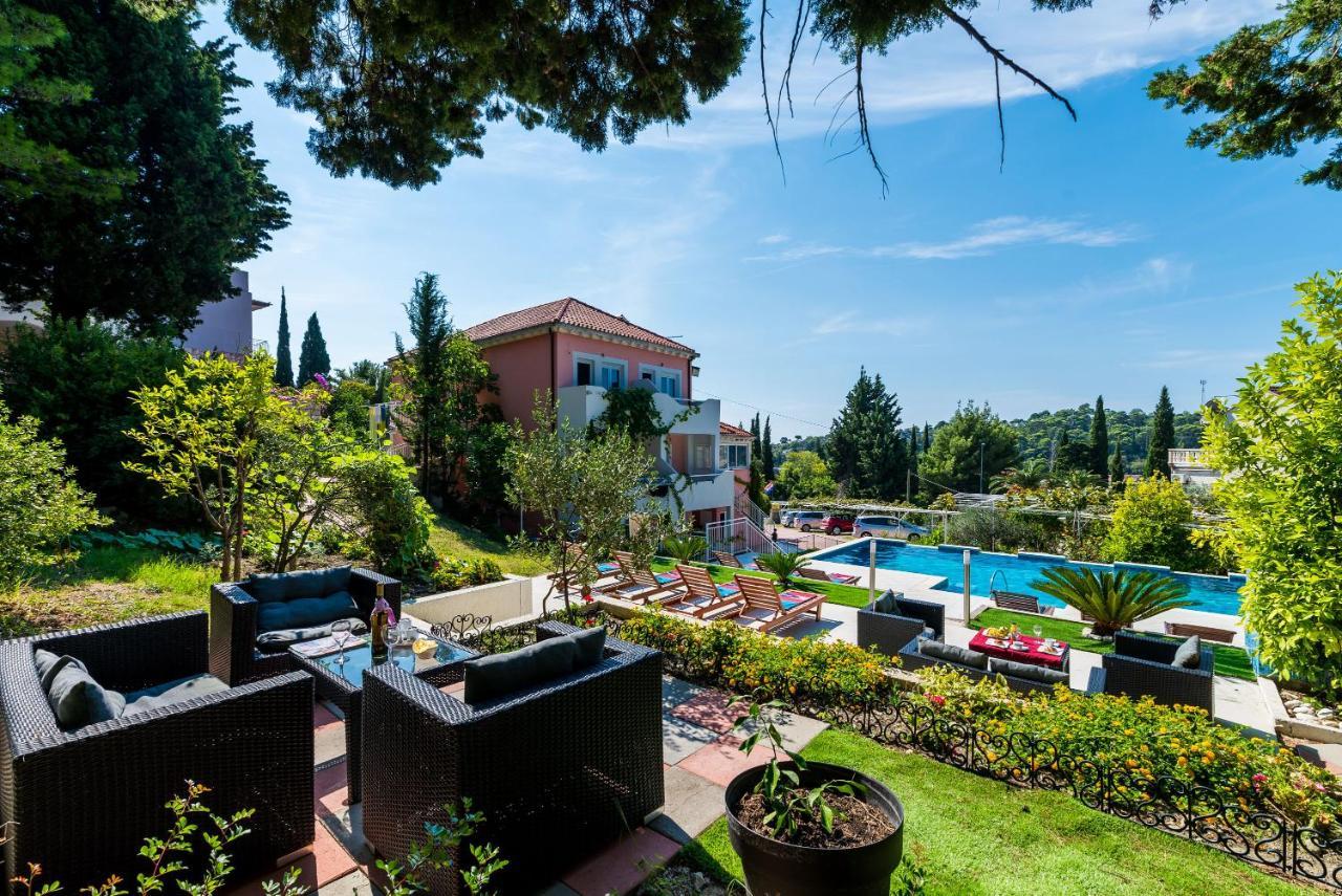 Villa Brasina 米利尼 外观 照片
